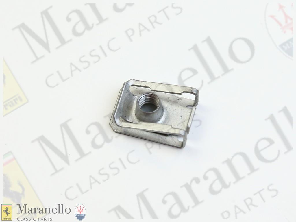 M6 x 1Screw clip